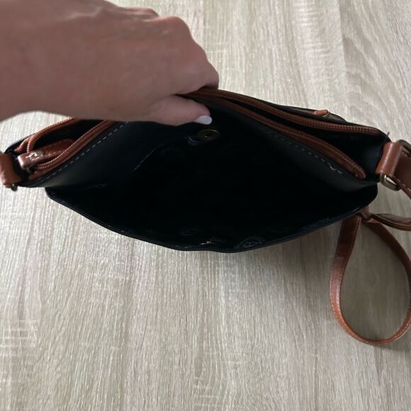 NWOT … WHITE MOUNTAIN Shoulder Bag - Picture 4 of 9